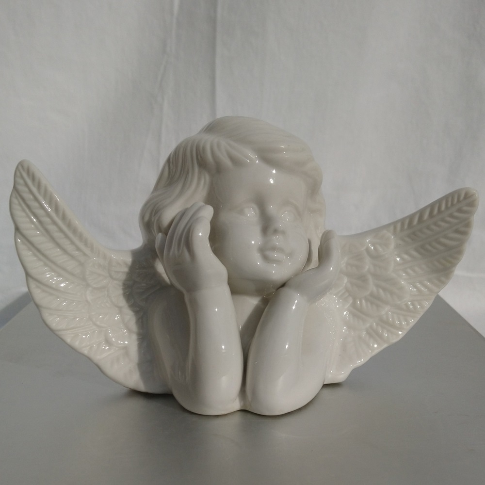 Ange en porcelaine - Porcelain angel
