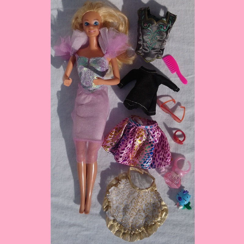 Poupée Barbie © MATTEL INC 1966 CHINA - Barbie Doll © MATTEL INC 1966 CHINA Poupée Barbie © MATTEL INC 1966 CHINA - Barbie Doll © MATTEL INC 1966 CHINA