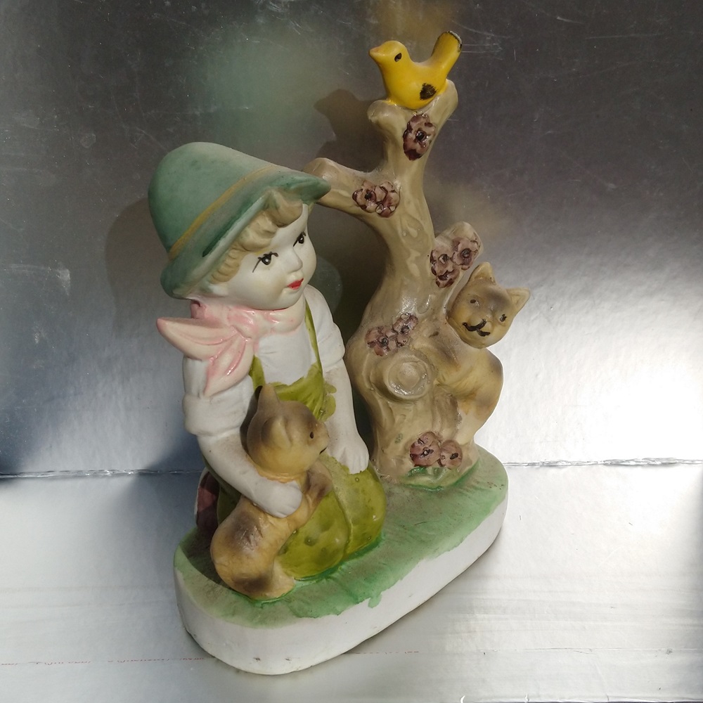 Sujet champêtre en porcelaine biscuit - Rural subject in biscuit porcelain Sujet champêtre en porcelaine biscuit - Rural subject in biscuit porcelain