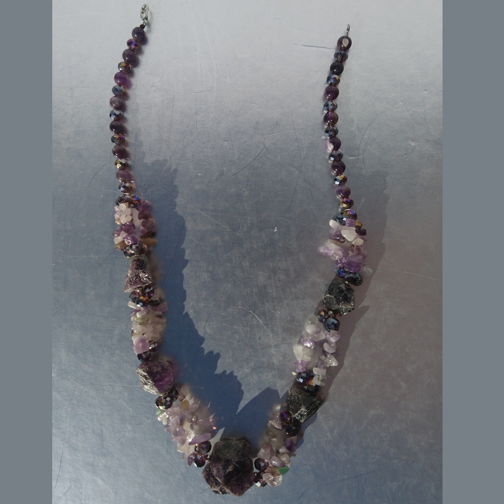 Collier améthyste, quartz rose et perles en améthyste - Amethyst necklace, rose quartz and amethyst beads Collier améthyste, quartz rose et perles en améthyste - Amethyst necklace, rose quartz and amethyst beads