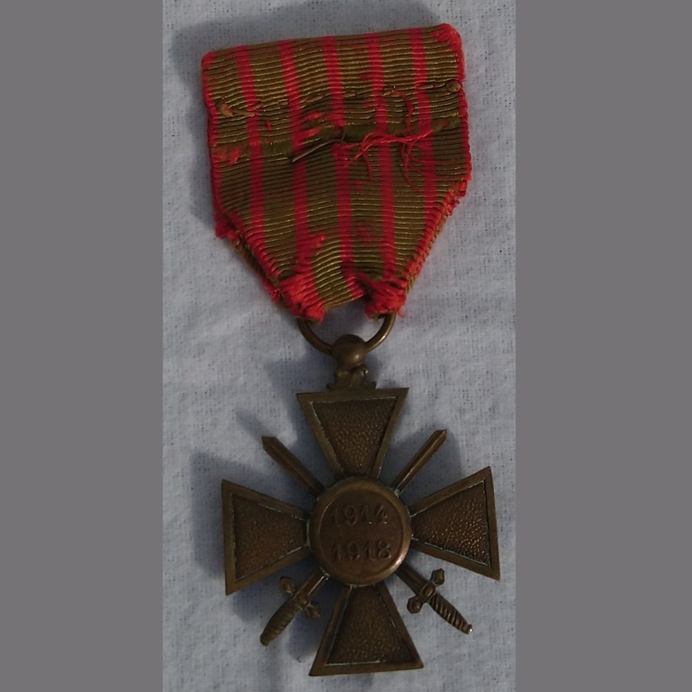 Médaille militaire Française Croix de Guerre de la 1ère guerre mondiale 1914-1918 - French Military Medal Croix de Guerre of the First World War 1914-1918 Médaille militaire Française Croix de Guerre de la 1ère guerre mondiale 1914-1918 - French Military Medal Croix de Guerre of the First World War 1914-1918