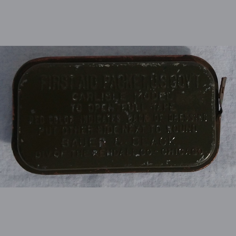 Boîte de pansement militaire US de la 2ème guerre mondiale - US military bandage box from World War II