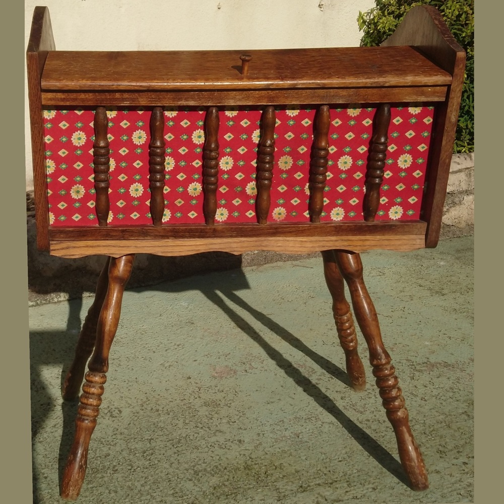 Panetière provençale Française en bois des années 50-60 - Provencal French bread box from the 50s-60