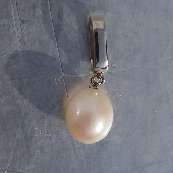Bijou pendentif perle Morellato - Morellato pearl pendant jewel Bijou pendentif perle Morellato - Morellato pearl pendant jewel