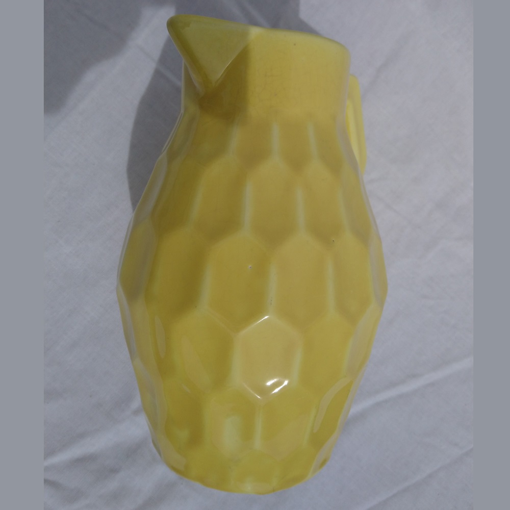 Pichet provençal Aegitna Vallauris en terre cuite vernissée jaune des années 1940 - Provencal pitcher Aegitna Vallauris in yellow glazed earthenware from the 1940s Pichet provençal Aegitna Vallauris en terre cuite vernissée jaune des années 1940 - Provencal pitcher Aegitna Vallauris in yellow glazed earthenware from the 1940s