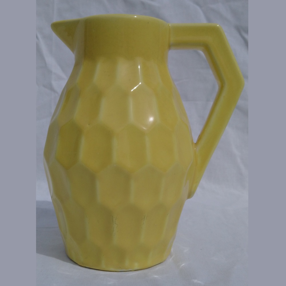 Pichet provençal Aegitna Vallauris en terre cuite vernissée jaune des années 1940 - Provencal pitcher Aegitna Vallauris in yellow glazed earthenware from the 1940s