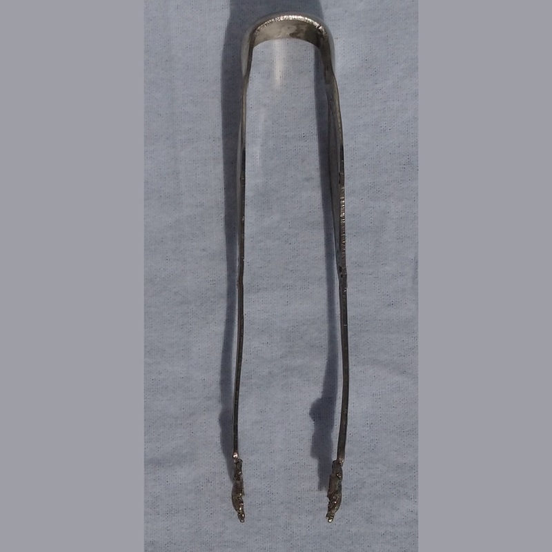 Pince à sucre d'époque Napoléon III France - Sugar tongs from the Napoleonic III era France Pince à sucre d'époque Napoléon III France - Sugar tongs from the Napoleonic III era France