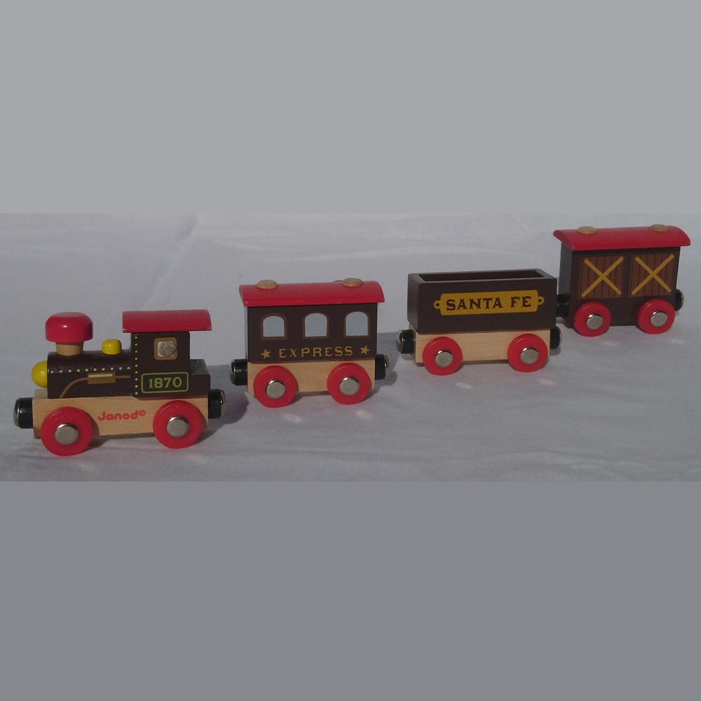 Train Janod Santa Fe jouet en bois vintage - Janod Santa Fe vintage wooden toy train Train Janod Santa Fe jouet en bois vintage - Janod Santa Fe vintage wooden toy train